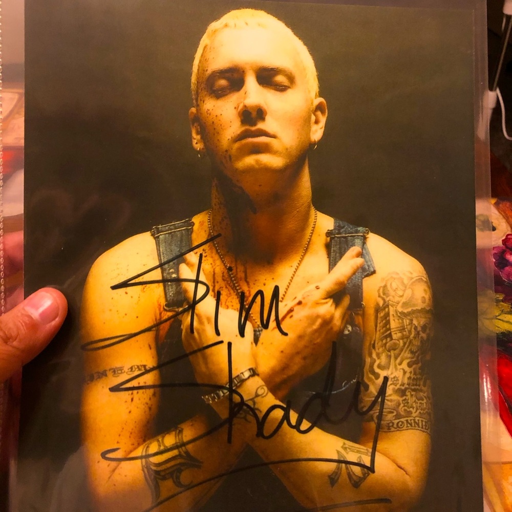 Eminem Hand signed ✍🏼 (Rp)